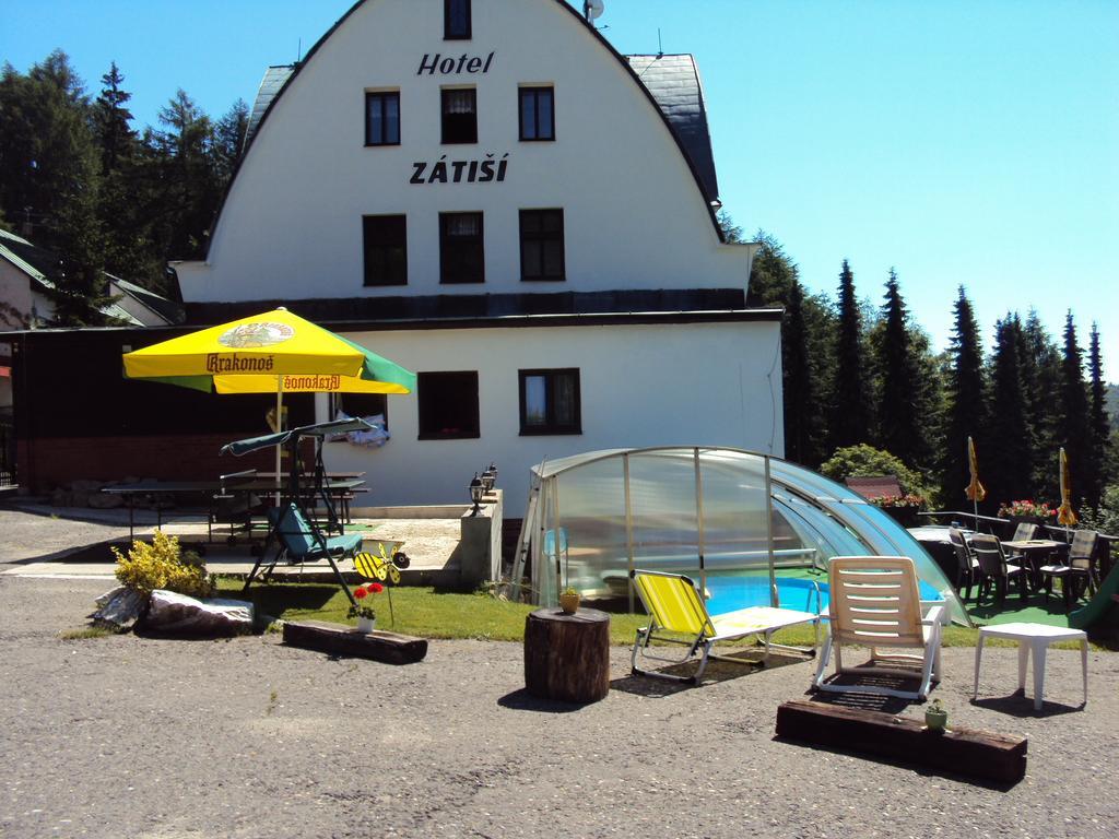 Hotel Zatisi Janské Lázně Buitenkant foto