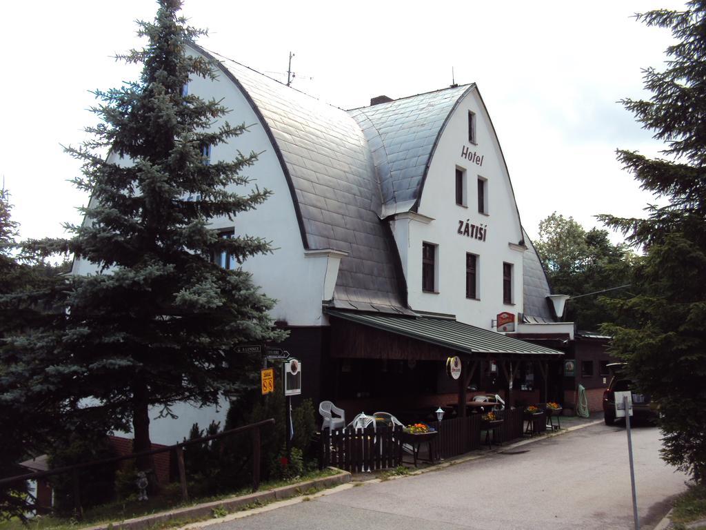 Hotel Zatisi Janské Lázně Buitenkant foto