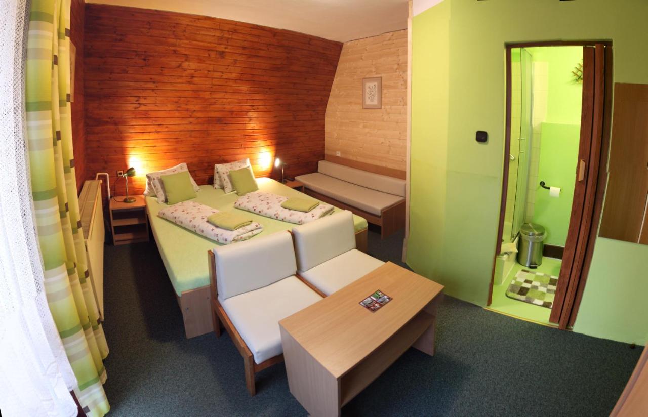 Hotel Zatisi Janské Lázně Buitenkant foto